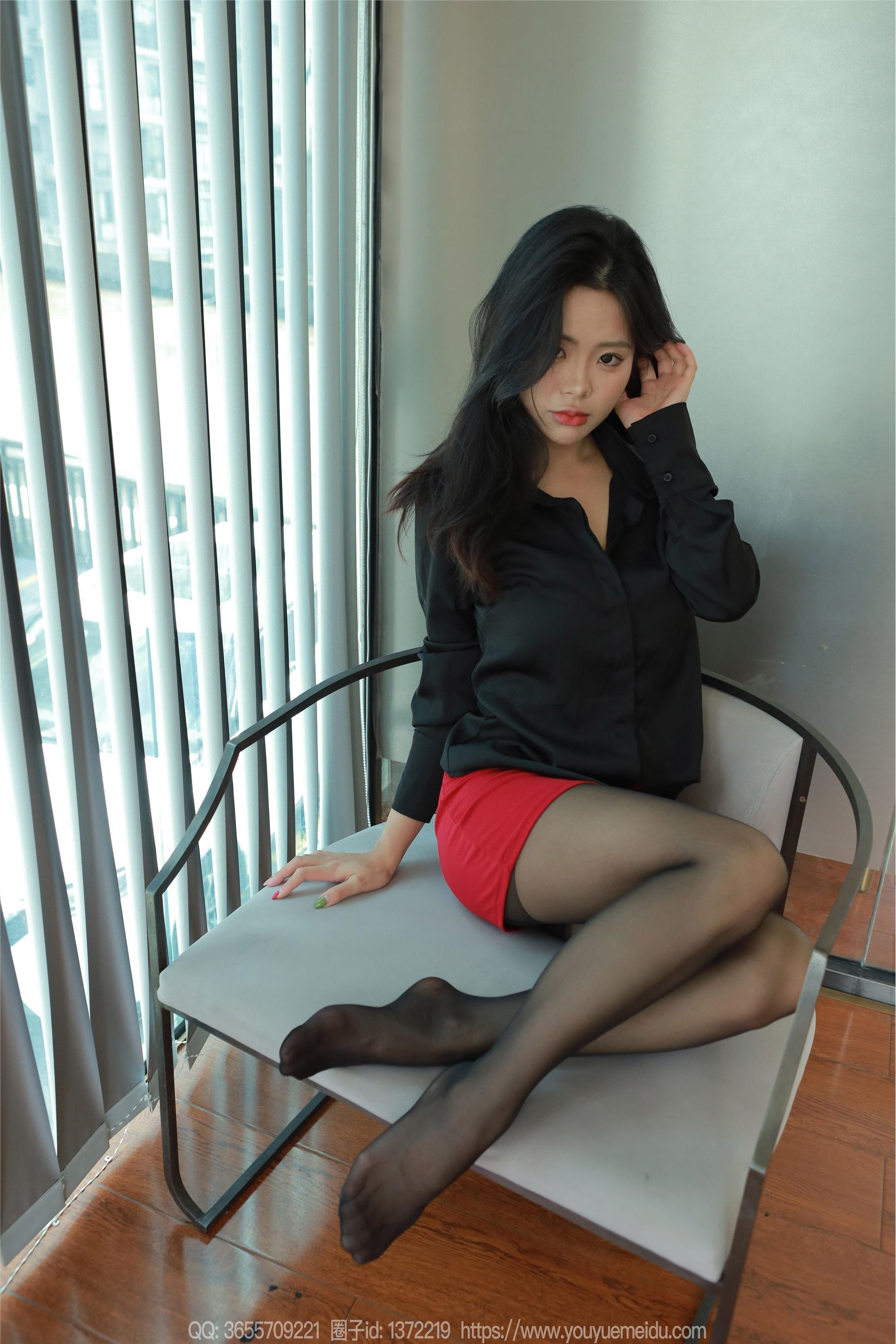 IESS异思趣向  2024.10.10 丝享家 1868 兔兔《黑丝红裙（上）》